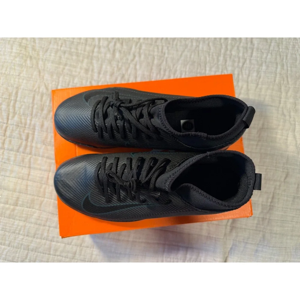 Nike Jr Superfly 10 Club TF Kids Soccer Cleats Black Deep Jungle FQ8313-002 5.5Y